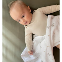 kadolis-printed-swaddle-blanket-organic-cotton-120x120cm-lenvolée-kado-kalanmaxenv