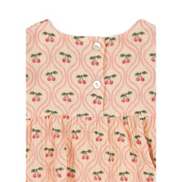konges-slojd-coco-romper-gots-cherry-pink-motif-clothing-wear-fashion-kong-s25ks103068-cpm-3m