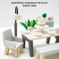 le-toy-van-wooden-dolls-house-dining-room-18-piece-play-toy-ltv-me056