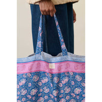 louise-misha-tote-bag-beverly-printed-duck-weave-blue-capri-cove-mish-s25t0198-bcc-s