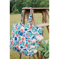 louise-misha-tote-bag-beverly-printed-organic-cotton-canvas-blue-summer-meadow-mish-s24t0318-bsm-s