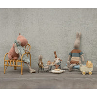 maileg-dining-table-set-with-2-chairs-mail-11511000