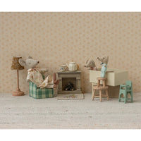 maileg-fireplace-mouse-off-white-mail-11400701