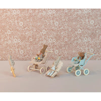 maileg-stroller-baby-mouse-blue-play-toy-mail-11410401