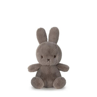 miffy-cozy-miffy-sitting-taupe-in-giftbox-23cm-9-miff-24182472