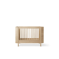 Oliver Furniture Wood Mini+ 嬰兒床 (包含小童床轉換配件) 橡木色