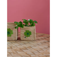 rice-dk-small-square-raffia-storage-basket-natural-clover-embroidery-rice-bssto-2zclos