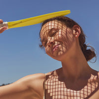 sunnylife-beach-rackets-la-mer-limon-play-toy-sunl-s61brlim-06