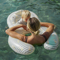 sunnylife-float-together-baby-seat-eu-duck-sage-stripe-sunl-s5fbsgreu