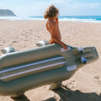 sunnylife-kids-lie-on-float-cookie-the-croc-khaki-sunl-s41mlocr