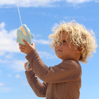 sunnylife-water-squirters-shark-pastel-blue-sunl-s51wsqpb