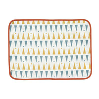 nobodinoz-placemat-blue-honey-triangles-01