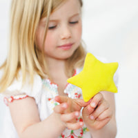 Oskar and Ellen Soft Song Clues Bag