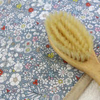 barnabe-aime-le-café-bath-towel-katie barn-cabain-katie- (3)