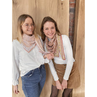 bonheur-du-jour-paris-girl-scarf-raspberry-unique-bdj-adult-absynthe-ra-unique- (8)