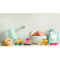 candylab-candyvan-hot-dog-van- (6)