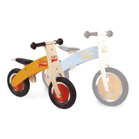 janod-my-first-orange-and-red-little-bikloon-balance-bike- (3)