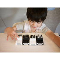 kukkia-kuruma-classic-wooden-wind-up-car-dots-black- (5)