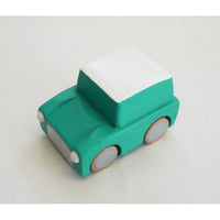 kukkia-kuruma-classic-wooden-wind-up-car-green- (1)