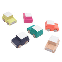kukkia-kuruma-classic-wooden-wind-up-car-orange- (6)