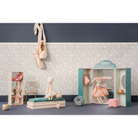 maileg-best-friends-ballerina-dress-powder- (4)