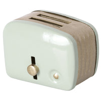 maileg-miniature-toaster-&-bread-mint- (1)