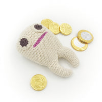 myum-tommy-tooth-teether-and-tooth-box- (5)