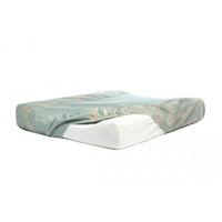 nobodinoz-calma-changing-cover-white-gatsby-antique-green-with-changing-mat-white- (3)