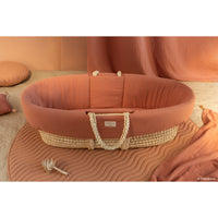 nobodinoz-padded-baby-moses-cover-toffee- (6)