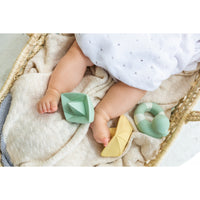 oli-&-carol-origami-boat-mint-teether- (23)