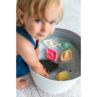 oli-&-carol-origami-boat-mint-teether- (26)
