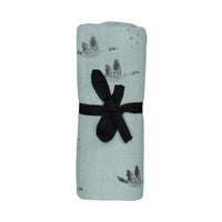 rose-in-april-swaddle-goose-bianca-print-blue-spray-ria-art000000748- (1)