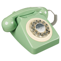 wild-&-wolf-swedish-green-746-phone- (2)