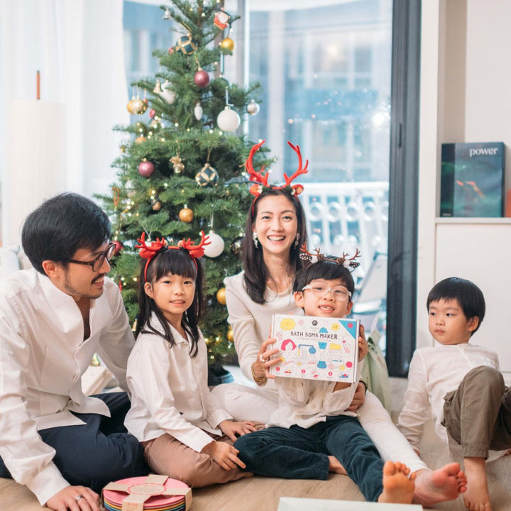 @Littlecitytales on Christmas, Arts & Crafts With Her Kids and Inspirations 