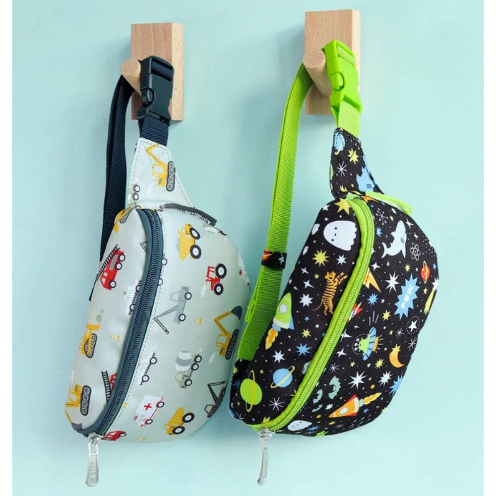 a-little-lovely-company-bum-bag-galaxy-allc-bugabl06