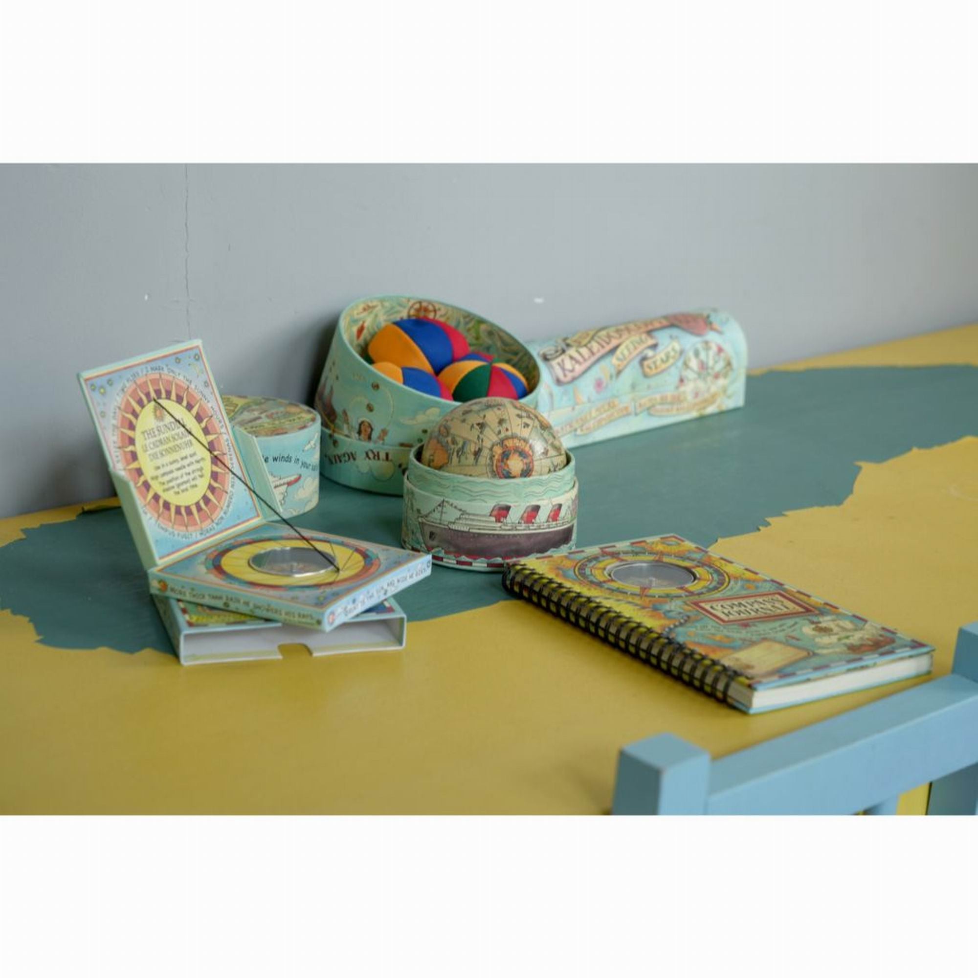 authentic-models-compass-journal-stationery-book-aumd-ms010a-05