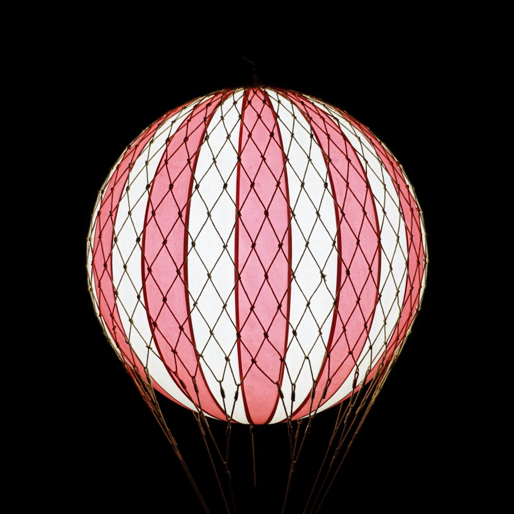 authentic-models-travel-light-led-true-red-30cm-baby-nursery-home-decor-aumd-ap161ir-06