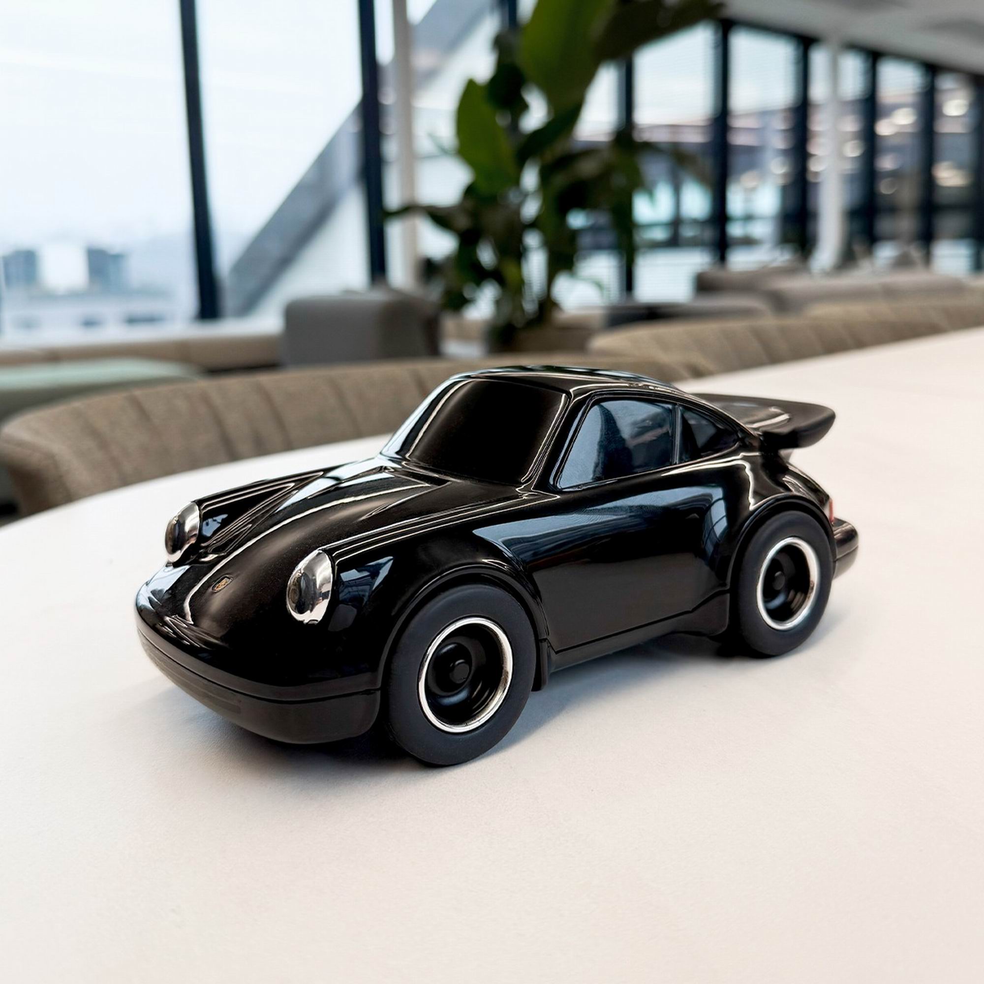 baghera-racing-car-porsche-911-black-play-toy-bagh-530-04