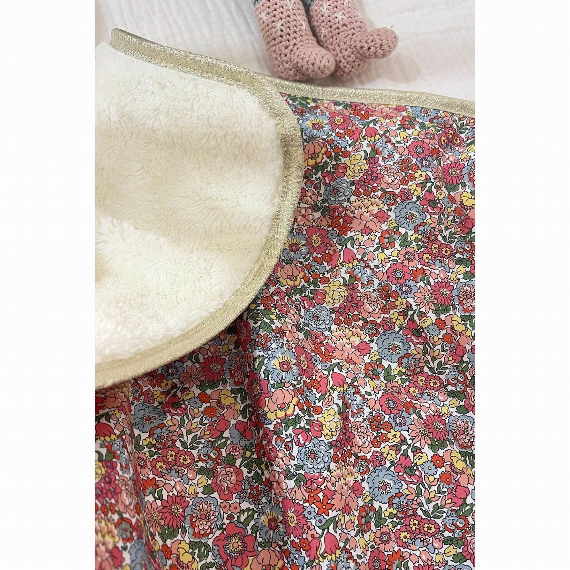 barnabe-aime-le-caf-baby-blanket-augustine-73x90cm-baby-nursery-barn-bblanket-augustine-04
