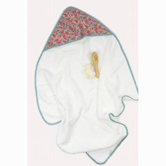 barnabe-aime-le-caf-bath-towel-augustine-79x79cm-baby-nursery-clothing-wear-fashion-accessories-barn-cabain-augustine-01