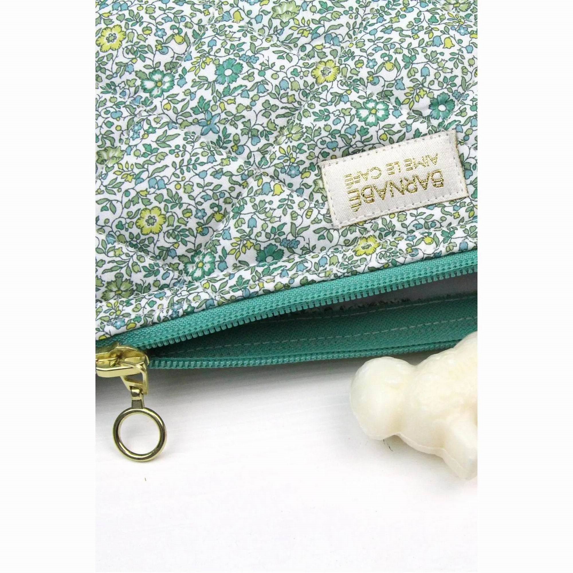 barnabe-aime-le-caf-toilet-bag-andr-a-30x19x7cm-clothing-wear-fashion-accessories-barn-toil-andrea-02
