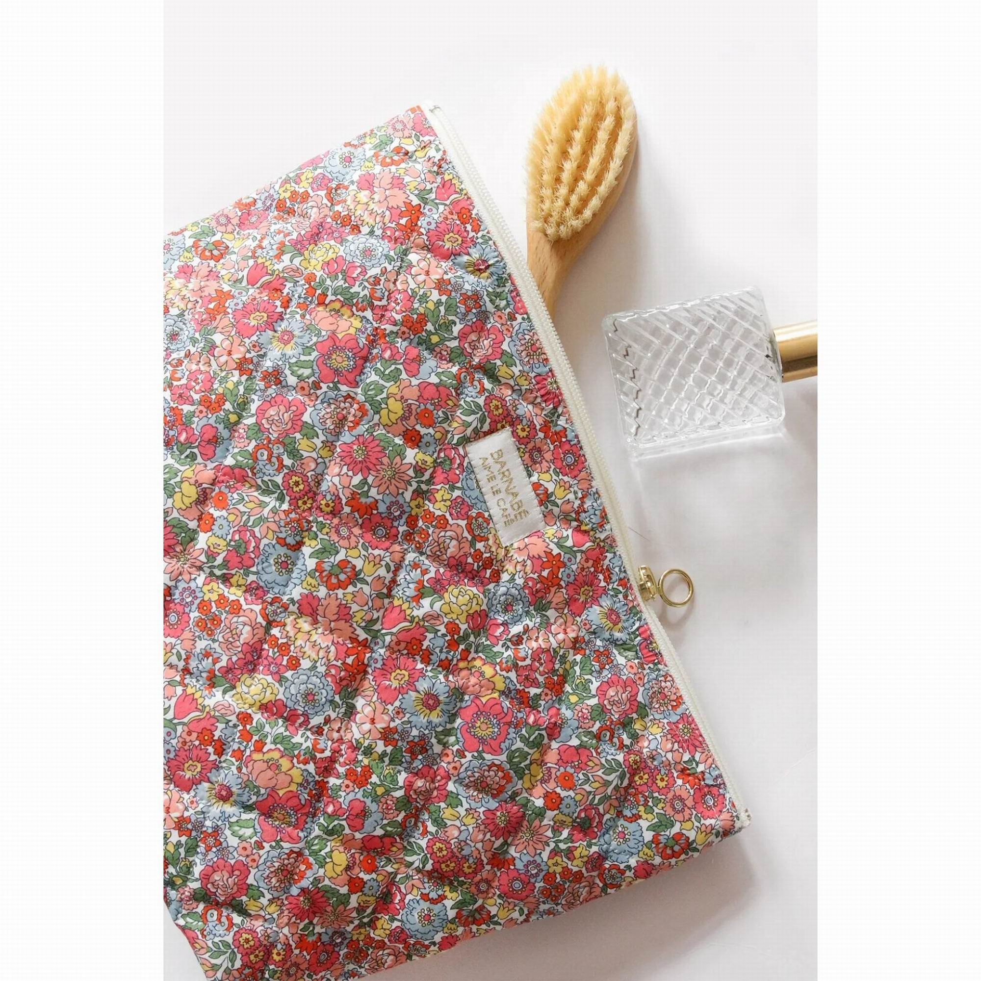 barnabe-aime-le-caf-toilet-bag-augustine-30x19x7cm-clothing-wear-fashion-accessories-barn-toil-augustine-04