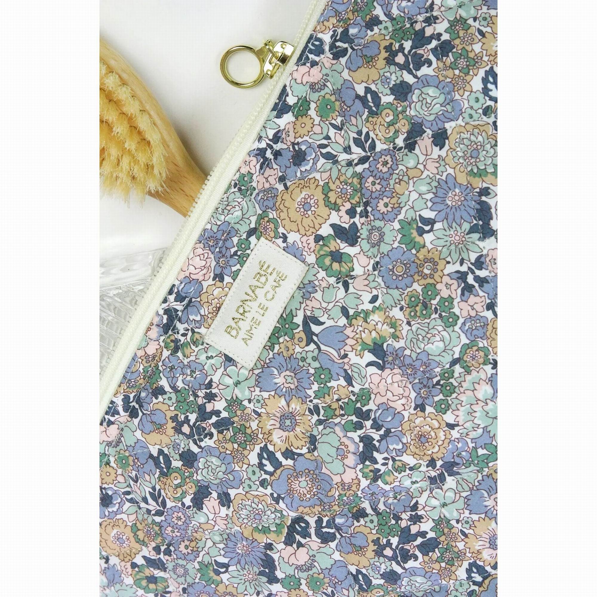 barnabe-aime-le-caf-toilet-bag-jenny-30x19x7cm-clothing-wear-fashion-accessories-barn-toil-jenny-02