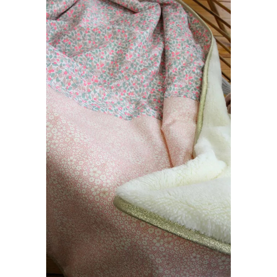 barnabe-aime-le-café-baby-blanket-nina-73x90cm-barn-bblanket-nina