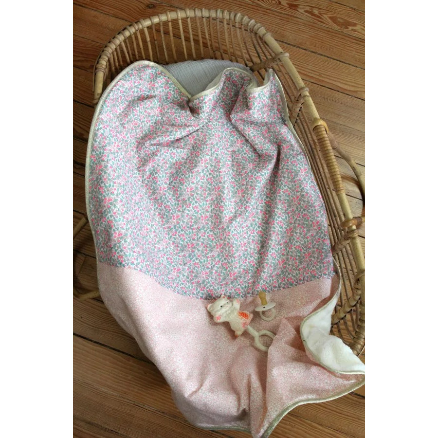 barnabe-aime-le-café-baby-blanket-nina-73x90cm-barn-bblanket-nina