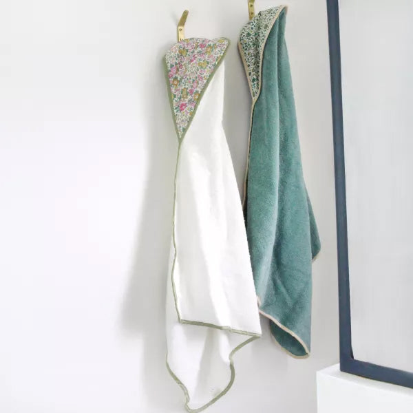 barnabe-aime-le-cafe-bath-towel-arthur-79x79cm-barn-cabain-arthur
