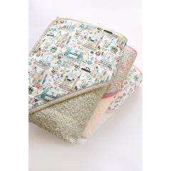 barnabe-aime-le-café-bath-towel-john-79x79cm-barn-cabain-john