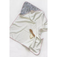 barnabe-aime-le-café-bath-towel-katie-2025-79x79cm-barn-cabain-katie2025