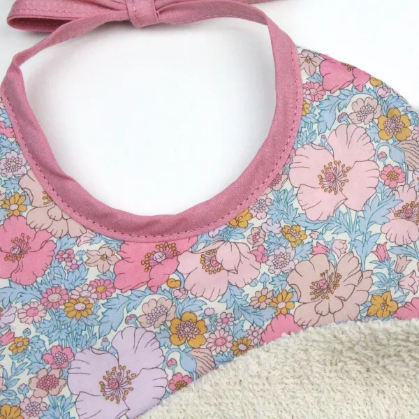 barnabe-aime-le-café-bib-sofia-22x29cm-barn-babo-sofia