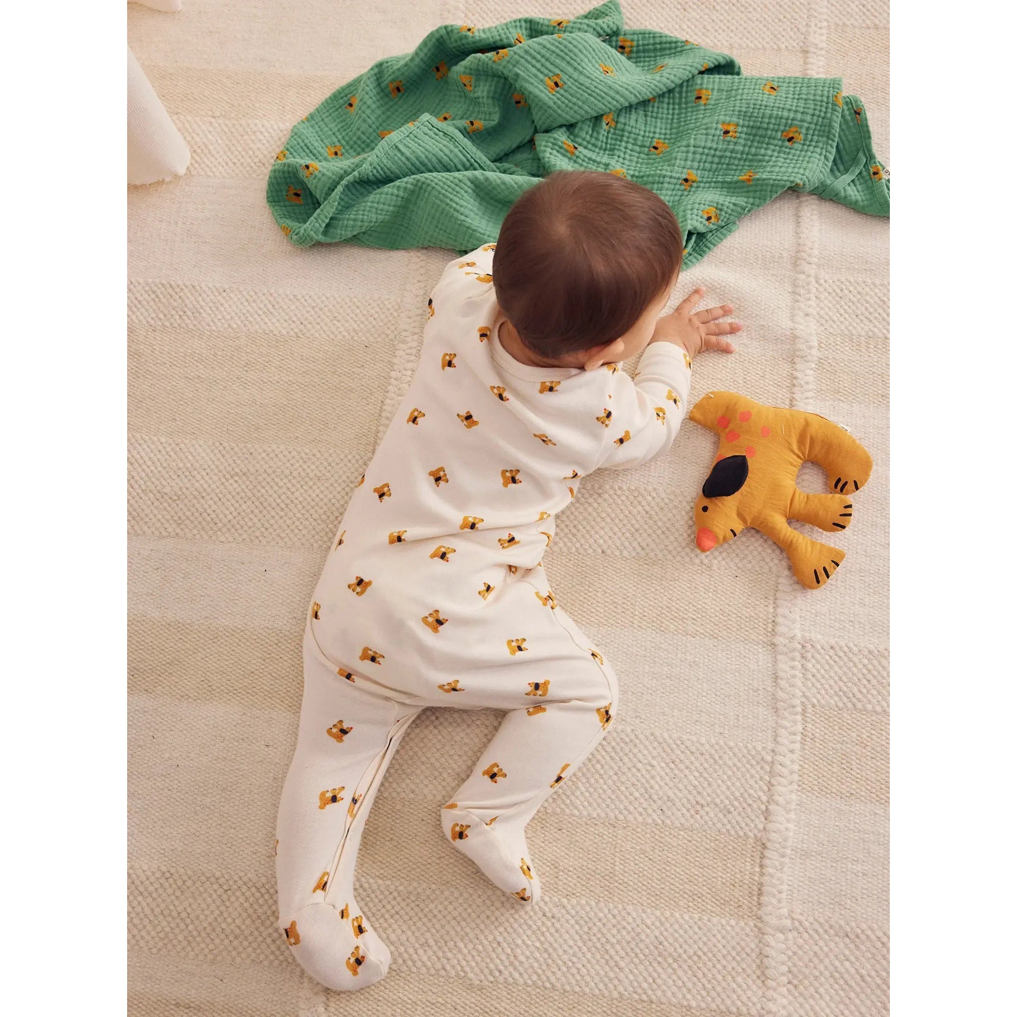 bobo-choses-baby-fairy-dog-gift-set-overall-doudou-blanket-green-bobo-w24b224ab106-6m